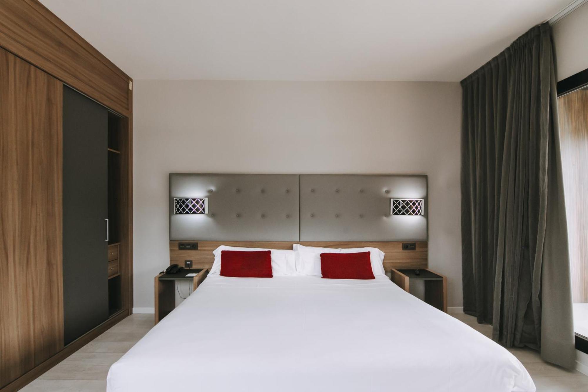 Hotel K10 Urnieta Kültér fotó